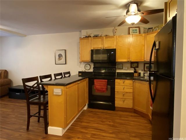 430 Kaiolu Street 403, Honolulu, HI 96815