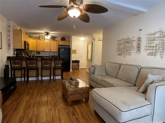 430 Kaiolu Street 403, Honolulu, HI 96815