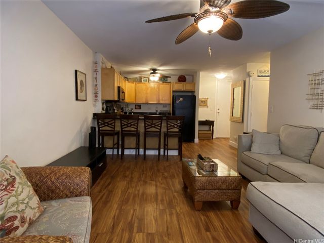 430 Kaiolu Street 403, Honolulu, HI 96815