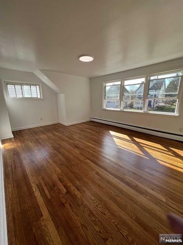 117 Feronia Way 2nd floor, Rutherford, NJ 07070