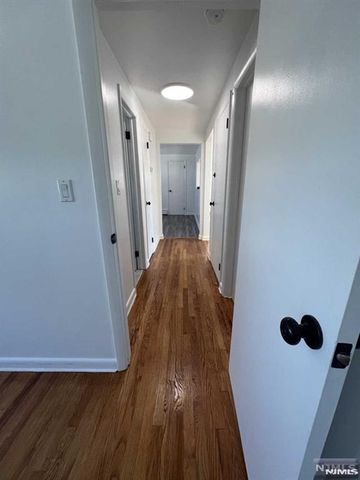 117 Feronia Way 2nd floor, Rutherford, NJ 07070