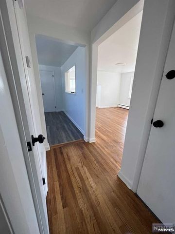 117 Feronia Way 2nd floor, Rutherford, NJ 07070