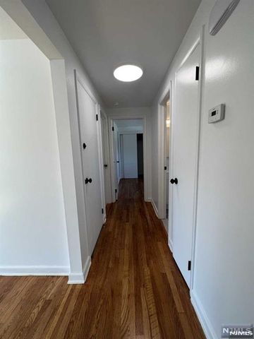 117 Feronia Way 2nd floor, Rutherford, NJ 07070