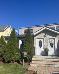 117 Feronia Way 2nd floor, Rutherford, NJ 07070