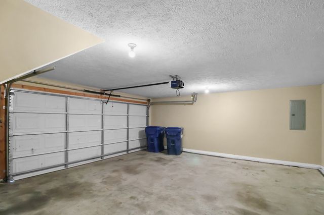 3368 Marrast Dr, Clarksville, TN 37043