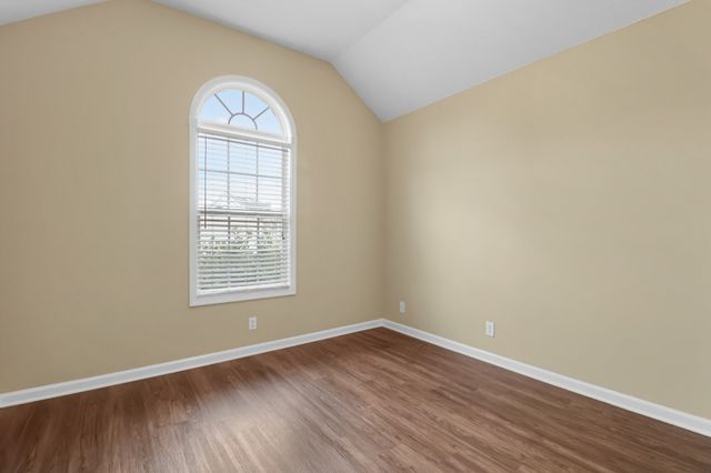3368 Marrast Dr, Clarksville, TN 37043