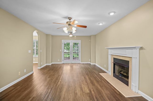 3368 Marrast Dr, Clarksville, TN 37043