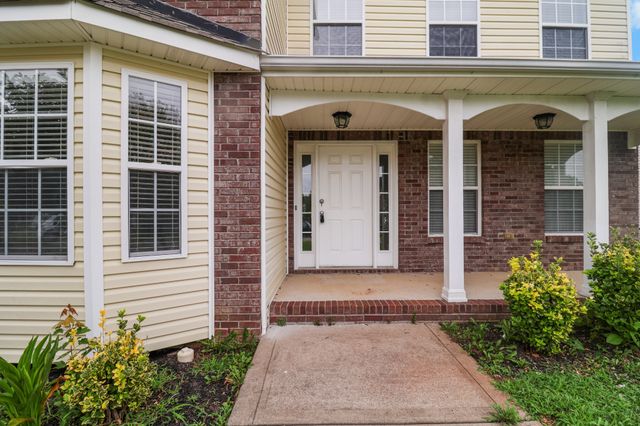 3368 Marrast Dr, Clarksville, TN 37043