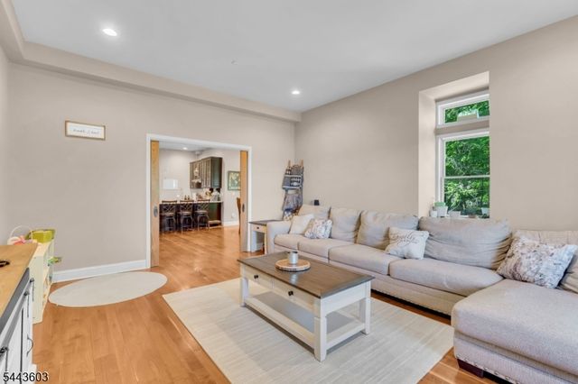 28 Sunset Ter 5, Mount Arlington Boro, NJ 07856