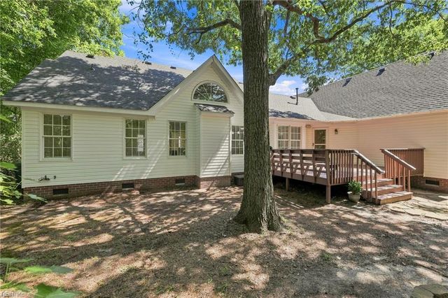 1500 Olde Mill Creek DR, Suffolk, VA 23434