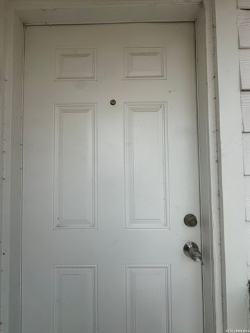 417 Eleanor Ave Apt 4, San Antonio, TX 78209