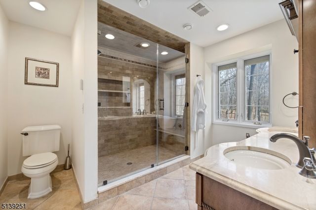 5 Sherwood Dr, Watchung Boro, NJ 07069