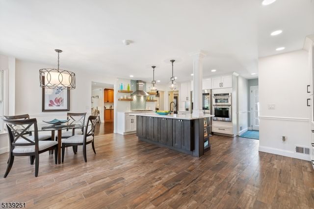 5 Sherwood Dr, Watchung Boro, NJ 07069