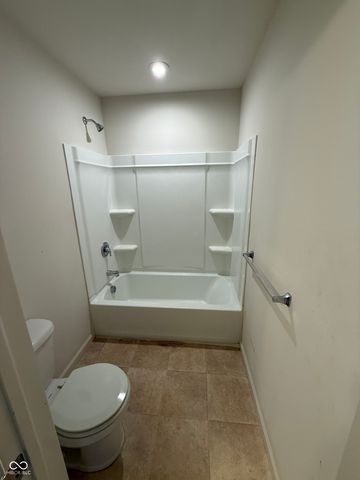 6916 Diamondleaf Way, Brownsburg, IN 46112