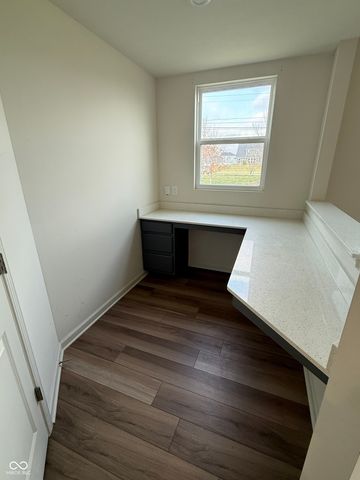 6916 Diamondleaf Way, Brownsburg, IN 46112