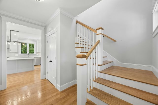 15 Gaskins Ln, Ayer, MA 01432