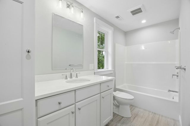 15 Gaskins Ln, Ayer, MA 01432