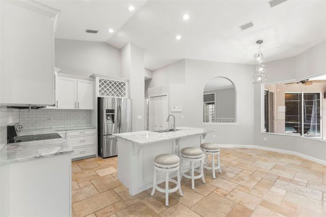 695 SALT LAKE DRIVE, Tarpon Springs, FL 34689