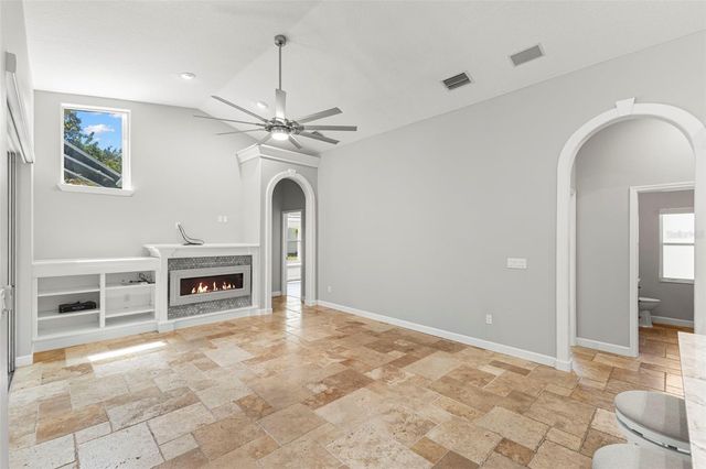 695 SALT LAKE DRIVE, Tarpon Springs, FL 34689