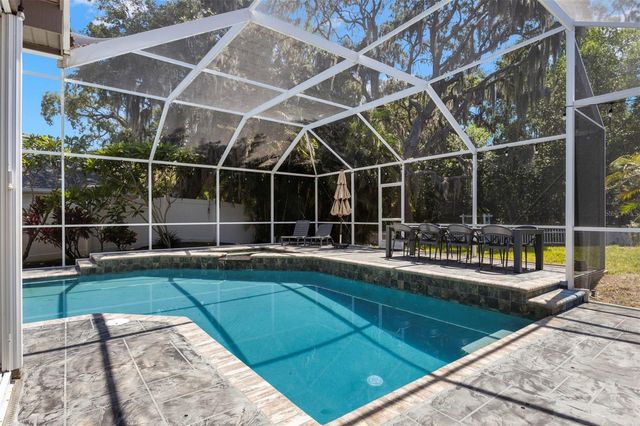 695 SALT LAKE DRIVE, Tarpon Springs, FL 34689