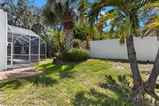 695 SALT LAKE DRIVE, Tarpon Springs, FL 34689