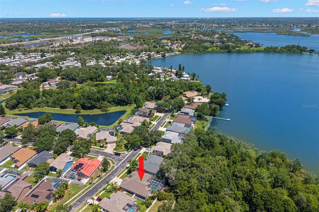 695 SALT LAKE DRIVE, Tarpon Springs, FL 34689