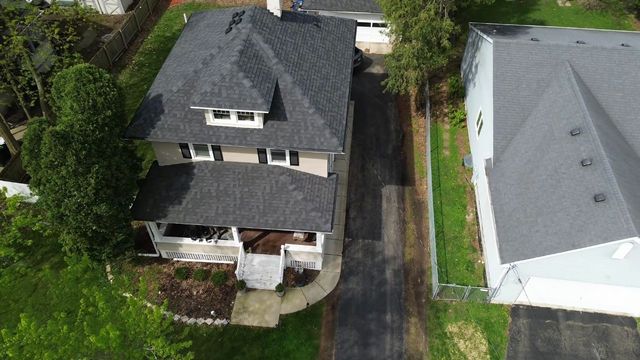 211 N Batavia Avenue, Batavia, IL 60510