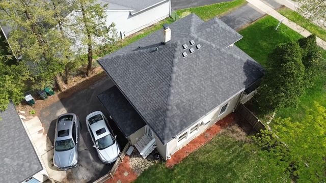 211 N Batavia Avenue, Batavia, IL 60510