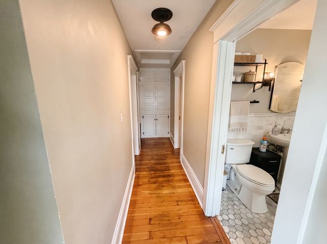 211 N Batavia Avenue, Batavia, IL 60510