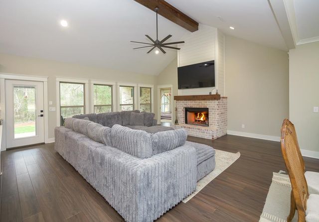 204 County Road 603, New Brockton, AL 36351