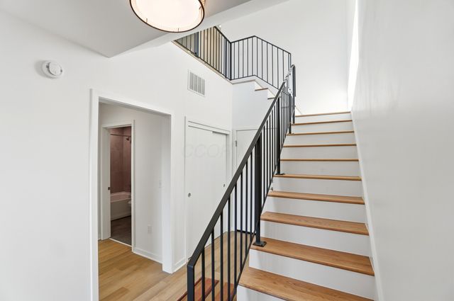 33 N Blacksmith Lane, Dublin, OH 43017