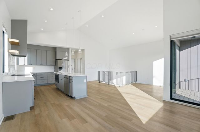 33 N Blacksmith Lane, Dublin, OH 43017