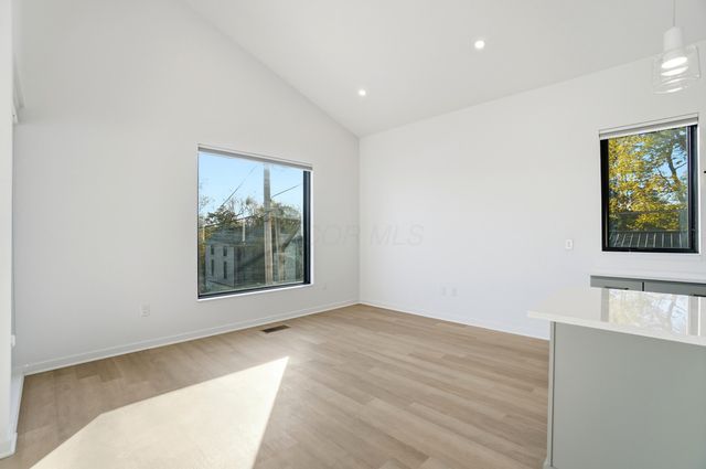 33 N Blacksmith Lane, Dublin, OH 43017