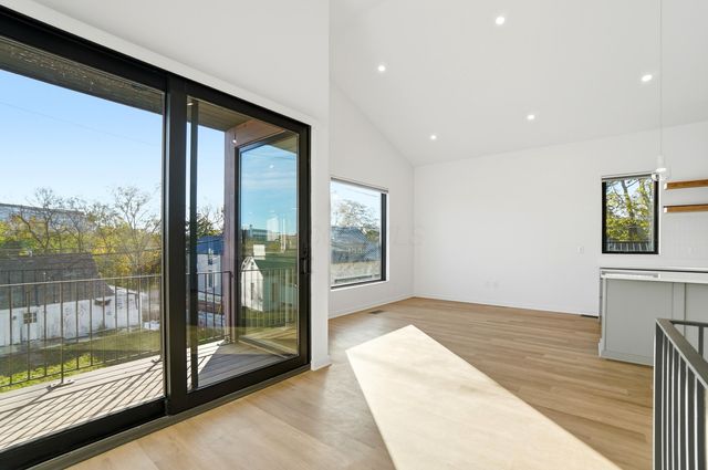 33 N Blacksmith Lane, Dublin, OH 43017