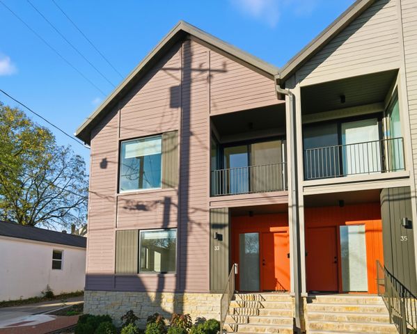 33 N Blacksmith Lane, Dublin, OH 43017