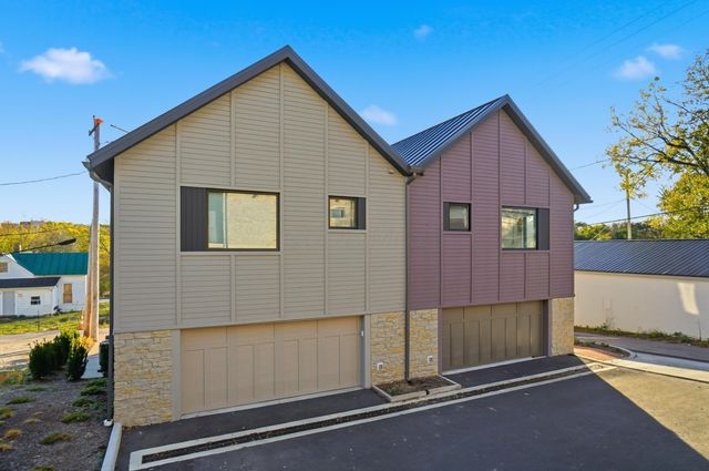 33 N Blacksmith Lane, Dublin, OH 43017