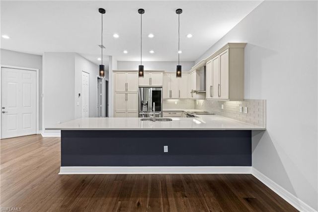 13437 Monticello BLVD, Naples, FL 34109