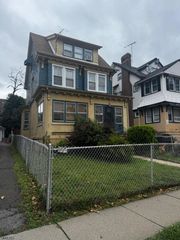 179 N Munn Ave, East Orange City, NJ 07017