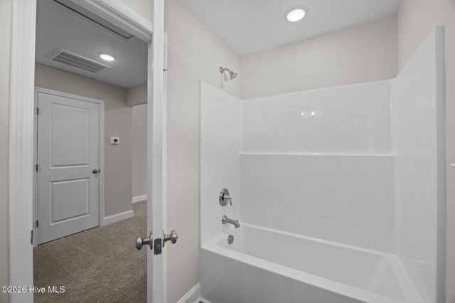 3406 Baybrooke Drive W, Wilson, NC 27893