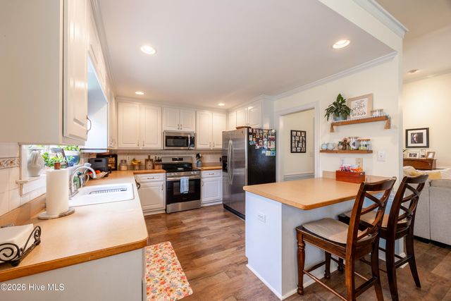 3520 Shadow Ridge Road N, Wilson, NC 27896