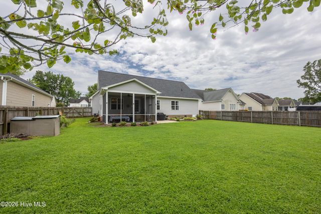 3520 Shadow Ridge Road N, Wilson, NC 27896