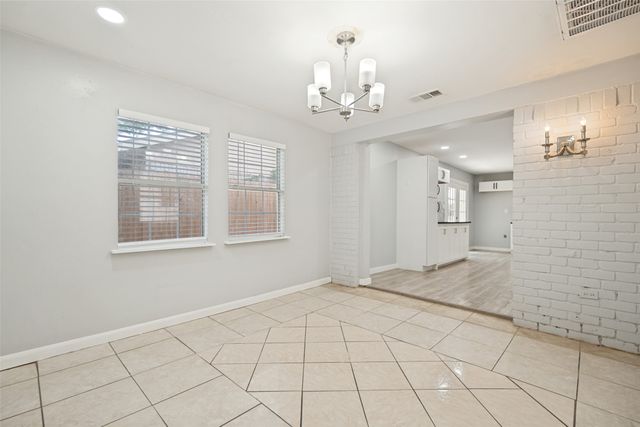 10406 Kinslow Drive, Dallas, TX 75217