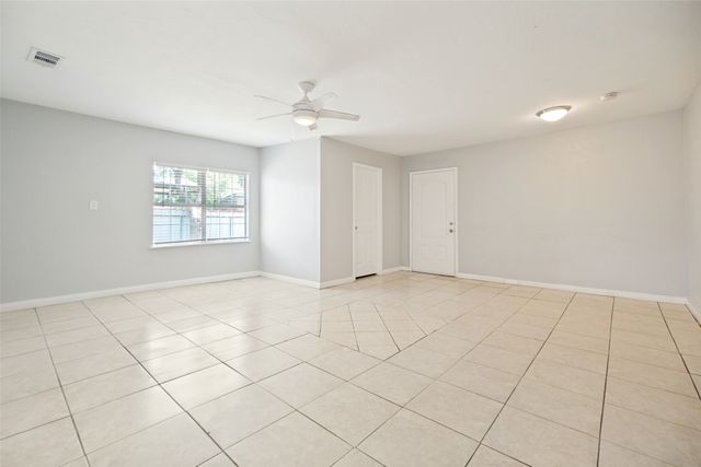 10406 Kinslow Drive, Dallas, TX 75217
