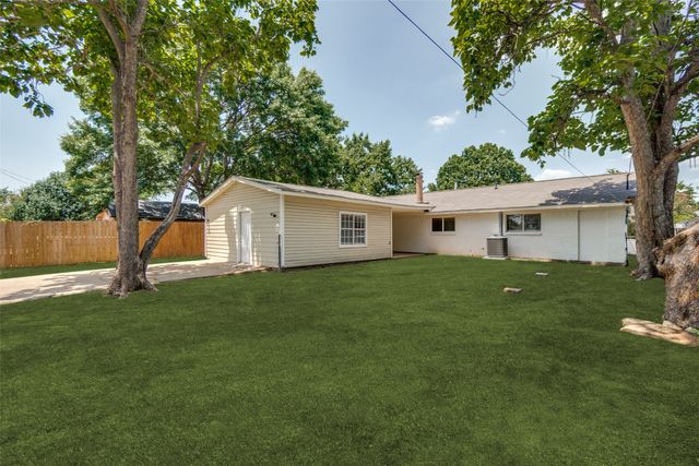 10406 Kinslow Drive, Dallas, TX 75217