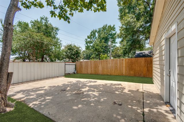 10406 Kinslow Drive, Dallas, TX 75217