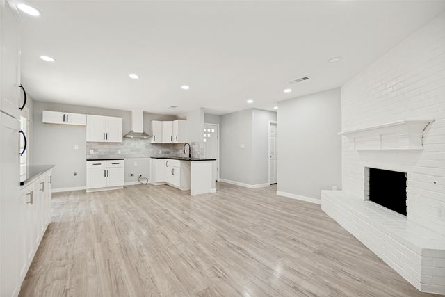 10406 Kinslow Drive, Dallas, TX 75217