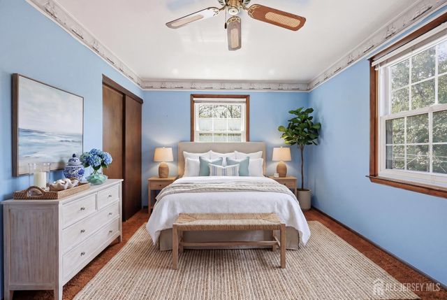 4 Walnut Street, Monroe, NJ 08831