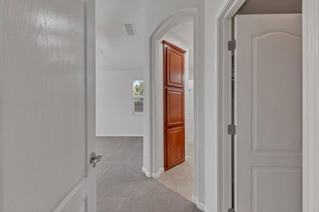 1992 Horseshoe Glen Cir, Folsom, CA 95630