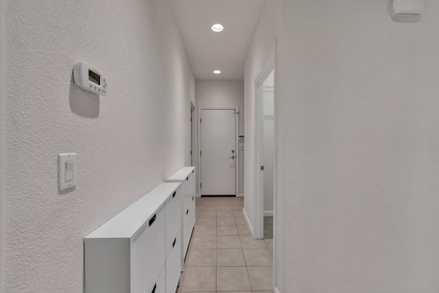 1992 Horseshoe Glen Cir, Folsom, CA 95630