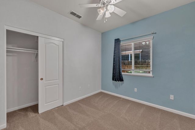 1992 Horseshoe Glen Cir, Folsom, CA 95630